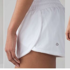 Lululemon Seek the Heat Short